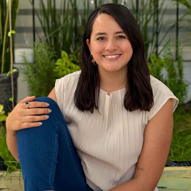 Alejandra Villalobos Bárcenas, Psicólogo León