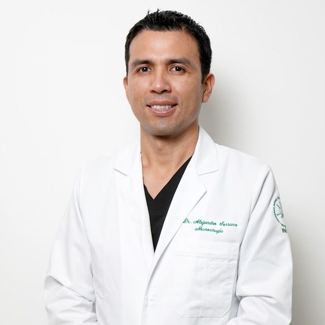 Alejandro Serrano Rubio, Neurocirujano Ciudad de México