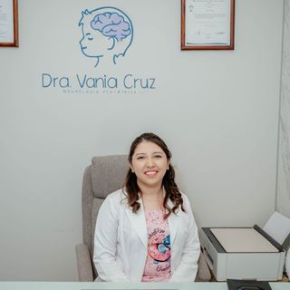 Vania Kenai Cruz Rios , Neurólogo pediatra Oaxaca de Juárez