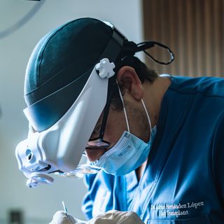 Ampliar imagen: Adrian Hernandez Lopez, Médico general Zapopan