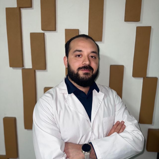 Iván Arturo Tapia, Neumólogo Ciudad de México