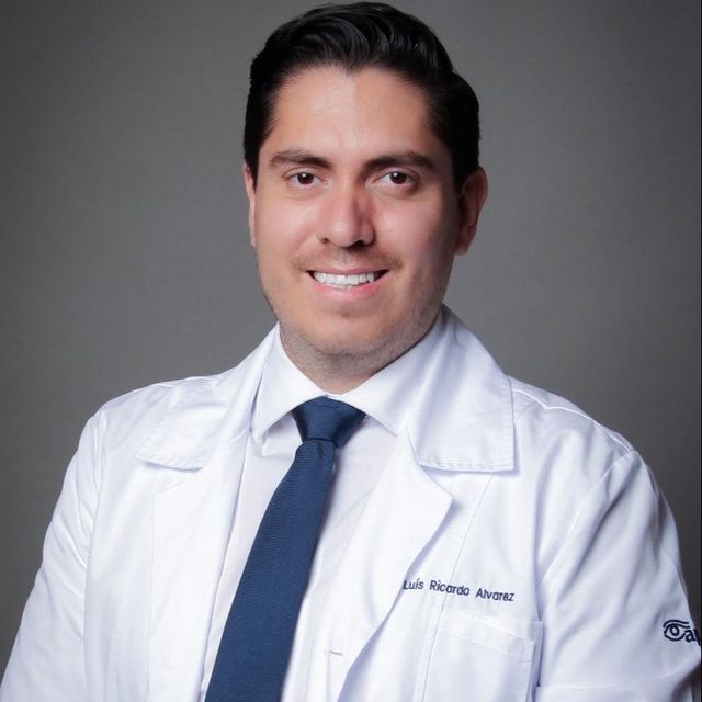 Luis Ricardo Álvarez Fernández, Oftalmólogo Tlalpan