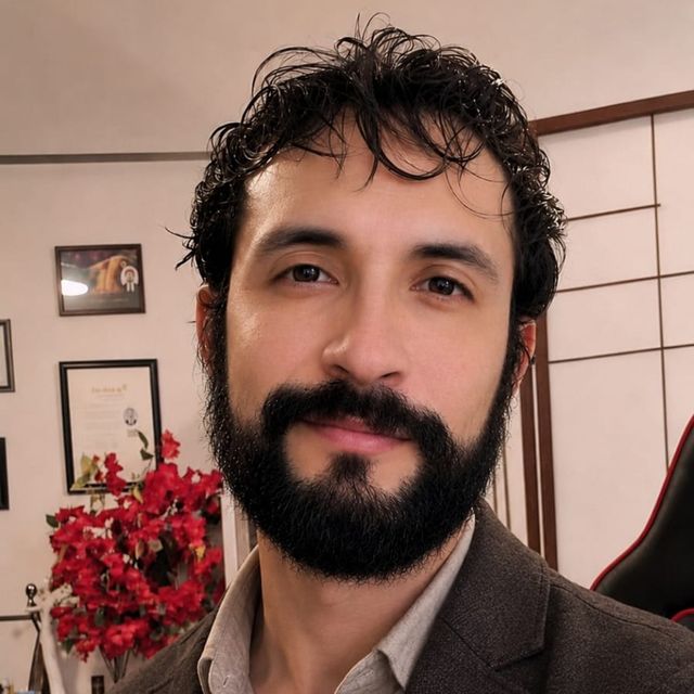 Marco Almazán, Médico general Toluca de Lerdo