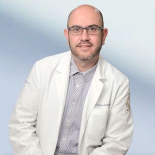 Dr. Guillermo González Segura