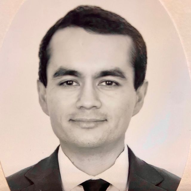 Efraín Valadez Padilla, Urólogo Monterrey