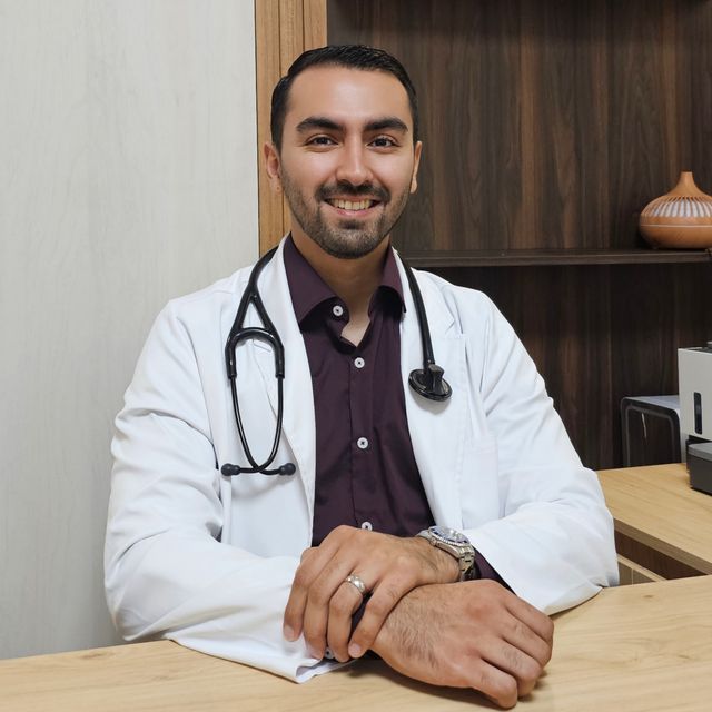 Roberto  Iván Capistrán Rivera, Cardiólogo Monterrey