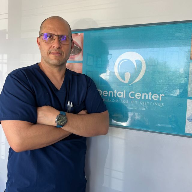 Juan Ricardo López Castillo, Dentista - Odontólogo Aguascalientes