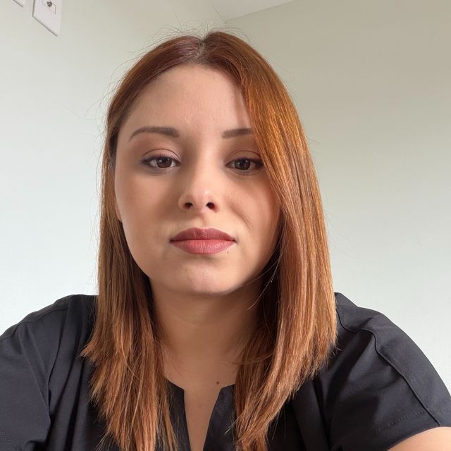 Kenia Dorly Alejo Esquivel, Psicólogo Uruapan