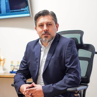 Dr. Octavio de León Velazquez