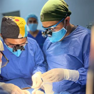 Ampliar imagen: Iván Dorado, Cirujano pediátrico Atlixco