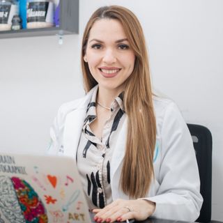 Veronica Estefania  Sanchez Flores , Médico general Monterrey