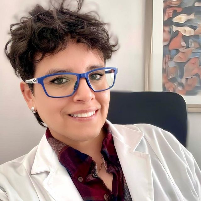 Kenya E. Pinelo Camacho, Médico general Xalapa