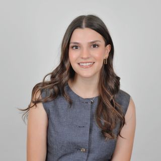 Alejandra Armada Arjona, Dentista - Odontólogo Ensenada