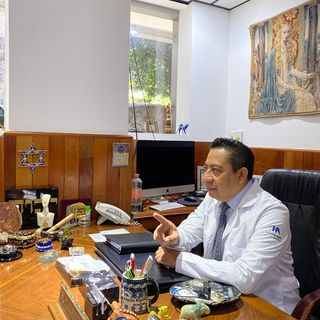 Ampliar imagen: Rubén Arturo Jiménez Morales, Urólogo Coyoacán