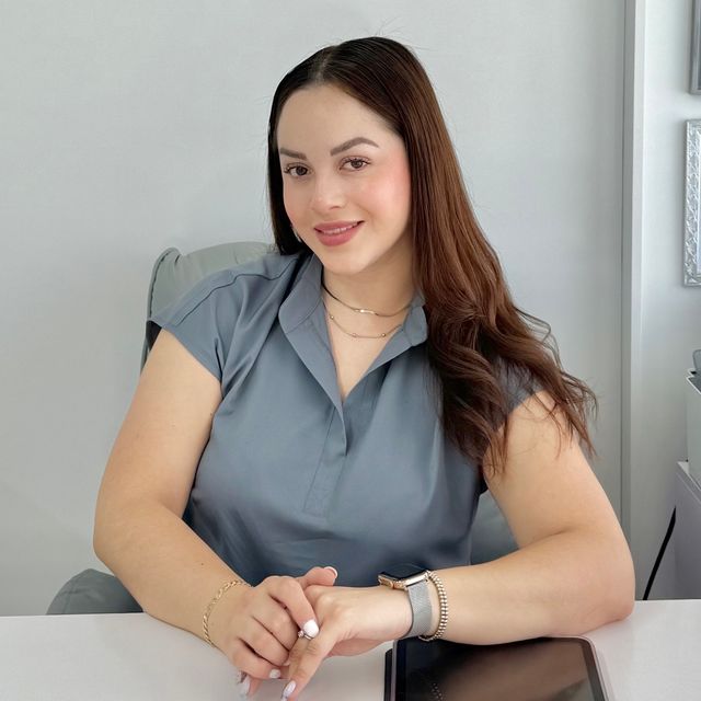 Andrea Ferreyra, Dentista - Odontólogo Morelia