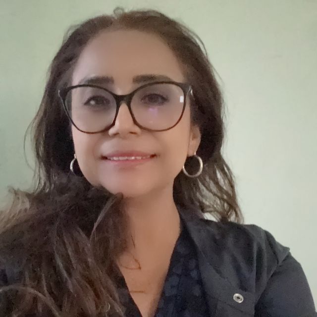 Maribel Campos Ramirez, Ginecólogo Celaya