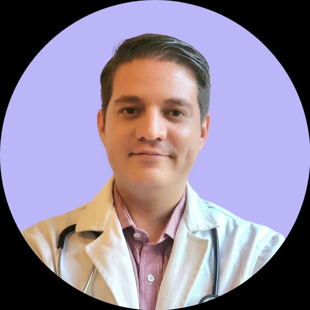 Joaquín Aguirre García, Gastroenterólogo Venustiano Carranza