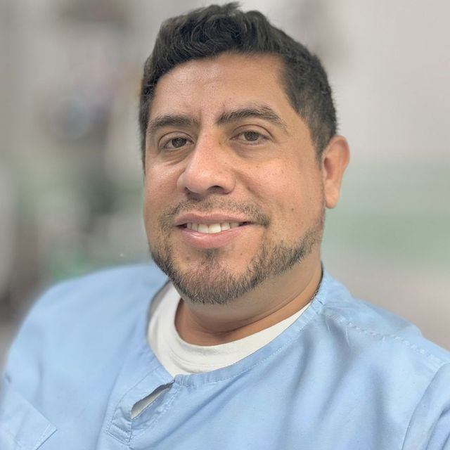 Jair Contreras García, Dentista - Odontólogo Cuauhtémoc