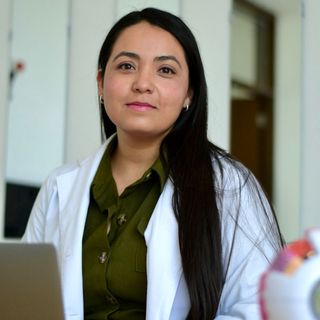 Ampliar imagen: Oyuky Reyes Quezada, Oftalmólogo Guadalajara