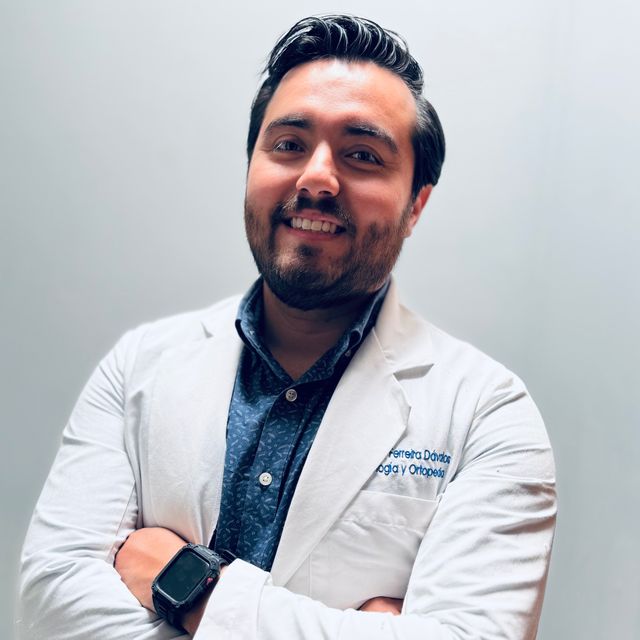 Braulio Roberto Ferreira Dávalos, Ortopedista Guadalajara