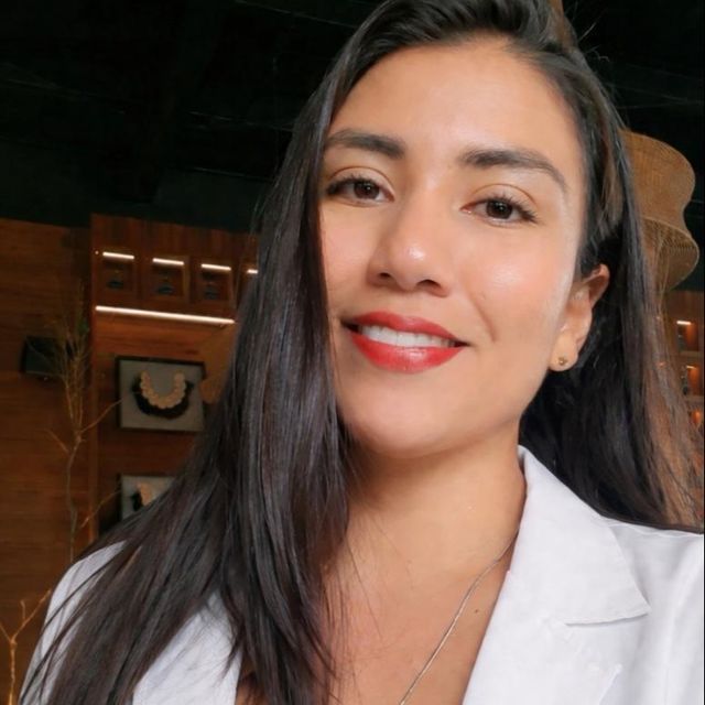 Dina Lisbeth Nava Rodríguez, Endocrinólogo Naucalpan de Juárez