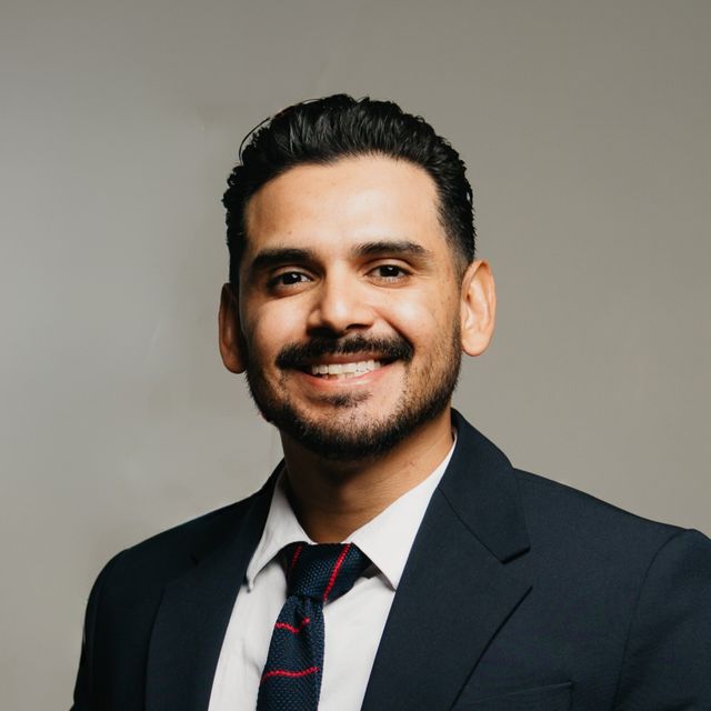 Ricardo Loera Morales, Cirujano maxilofacial Chihuahua