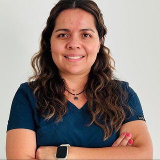 Dra. Lorena Candelas Huerta
