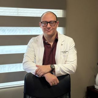 Ampliar imagen: José Antonio Medina Collantes, Médico general Ciudad Juarez