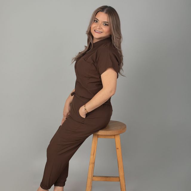 Gloria Margarita  Quiñones Gamboa , Especialista en Medicina Integrada Mérida