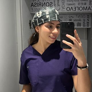 Ampliar imagen: Alexia Sofía Medina León, Dentista - Odontólogo Celaya