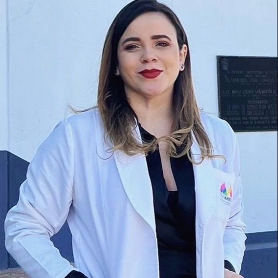 Mayra Suggeith Espinosa Arellano, Ginecólogo Zapopan