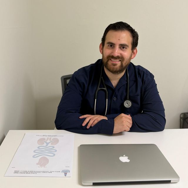 Héctor Rodrigo Rodríguez Vázquez, Internista Cuernavaca