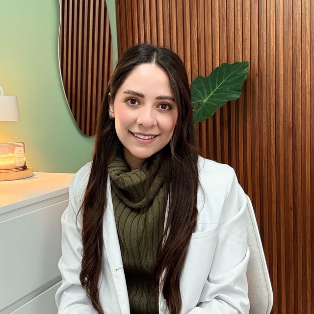 Karina Zepeda Vargas, Ginecólogo Toluca