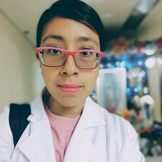 Yeimmy Zuyenn Jiménez Villalba, Internista Ciudad de México
