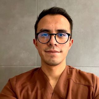 Ampliar imagen: Luis Enrique González Prieto, Otorrinolaringólogo Pachuca