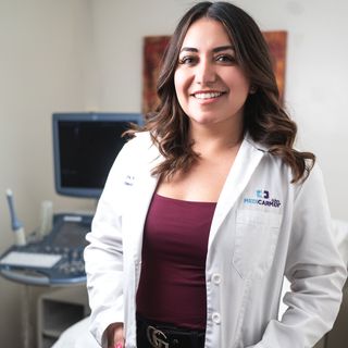 Ampliar imagen: Xaida Iracheta, Ginecólogo Monterrey