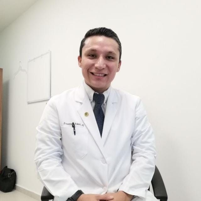 José Alberto Pacheco Elizalde, Internista Colima