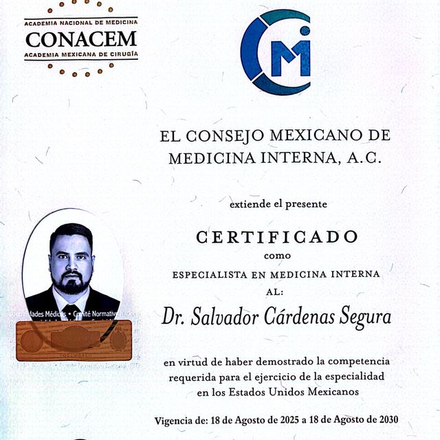 Salvador Cárdenas Segura, Internista Martinez de la Torre