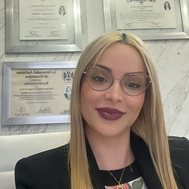 Carla Lorena Orozco Álvarez, Ortopedista Guadalajara