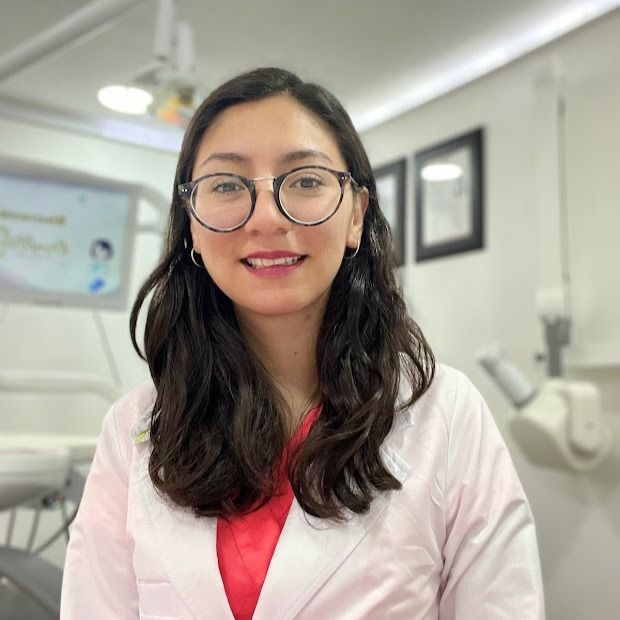 Ilse Valeria Osuna Rodríguez, Dentista - Odontólogo Benito Juárez