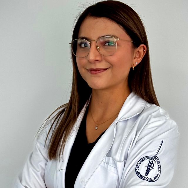 Alyne Monserrat Sandoval Cespedes, Fisioterapeuta Benito Juárez