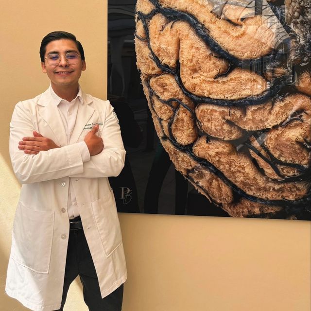 Jonatan Brandon Cruz Sánchez, Neurólogo Ciudad de México