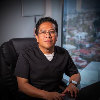 Ampliar imagen: Refugio Malpica Gaona, Traumatólogo Cuautitlan Izcalli