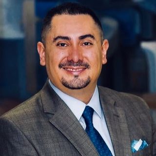 Ampliar imagen: Aníbal Acosta Palacio, Psiquiatra Chihuahua