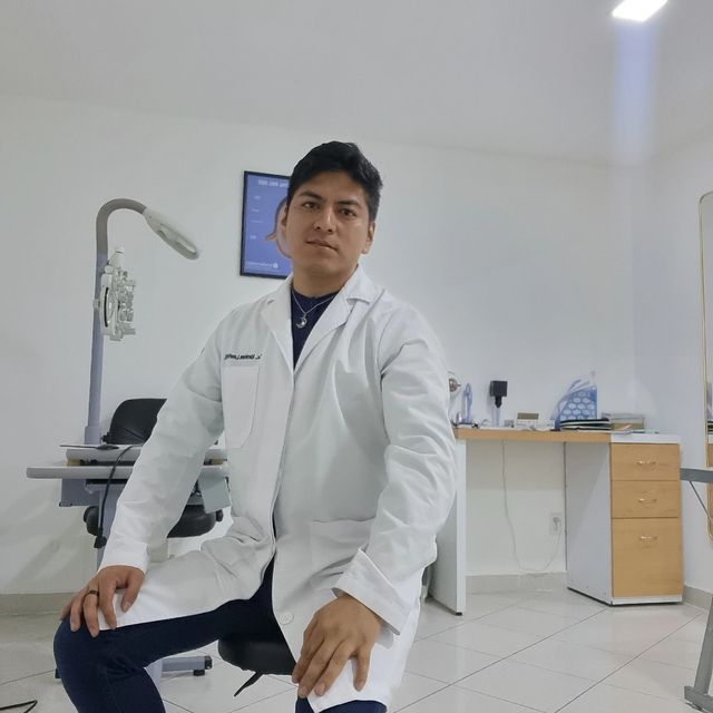 Abraham Laurido Hernández, Optometrista Huixquilucan