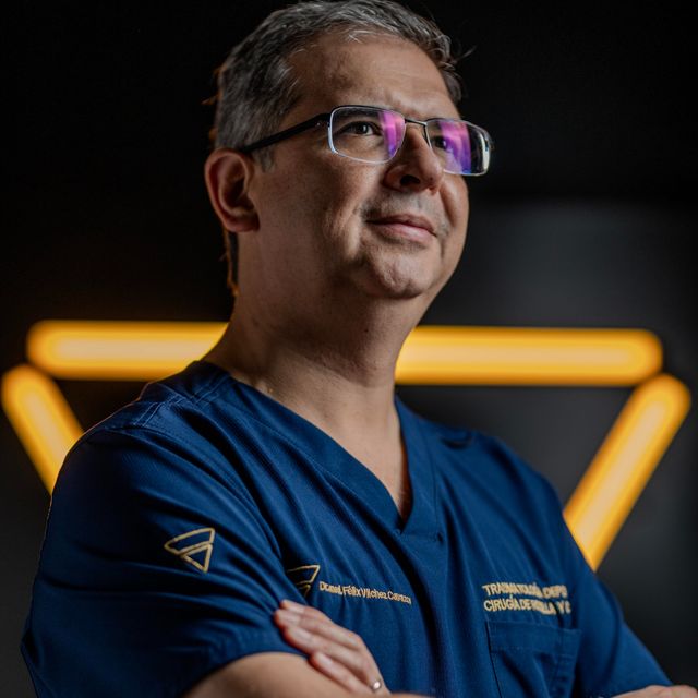 Felix Vilchez Cavazos, Ortopedista San Pedro Garza Garcia