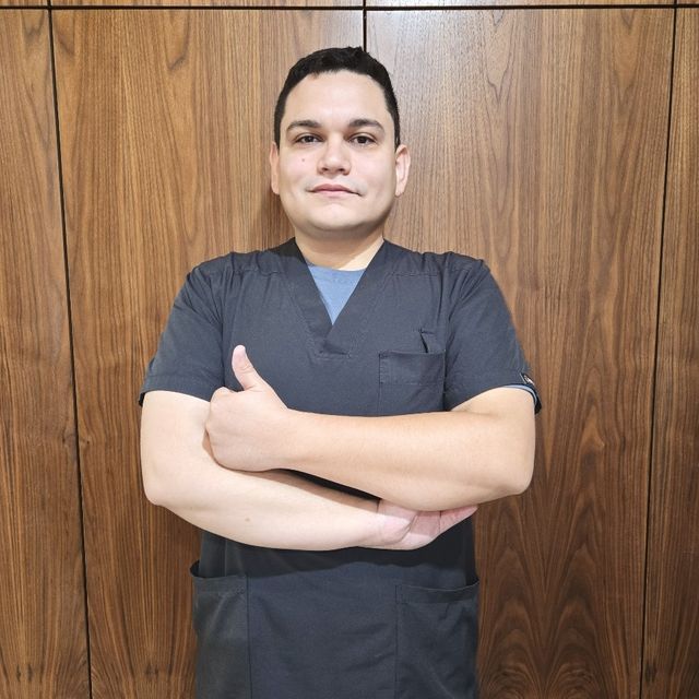 Eber Ramón Gándara Ortegón, Internista Chihuahua
