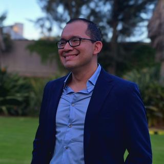 Ampliar imagen: Roberto Carlos Ojeda Moreno, Cardiólogo Puerto Vallarta