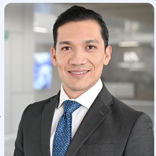 Ampliar imagen: Gabriel Gómez Logero, Oftalmólogo Santiago de Querétaro