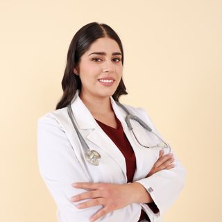 Ampliar imagen: Stephanie Sarahí Moreno Elizalde, Médico general Guadalajara